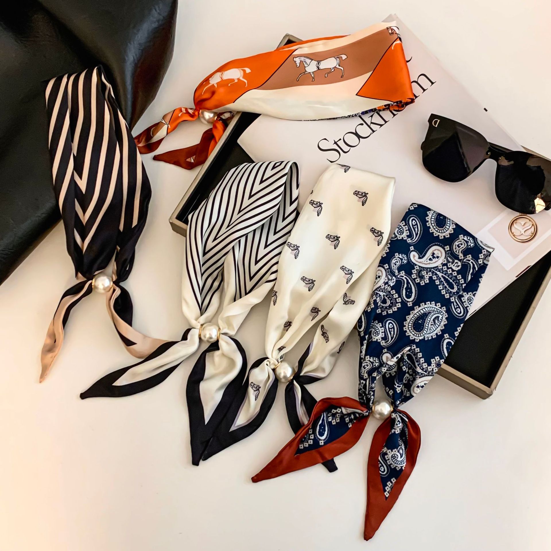 Kaju Çiçeği İpek Eşarp Kadınla - Ethnic Fashion Collection incelemesi ve fiyatı